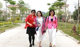 遂溪县总女职委开展庆祝“三八”活动