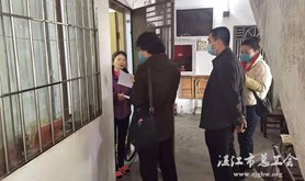 霞山区总工会深入基层开展疫情防控工作