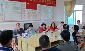 湛江市总工会主要领导赴扶贫点黄坡镇新屋村指导工作让扶贫点真正脱贫不再返贫