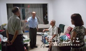 市建设工会“双节”前夕慰问困难职工