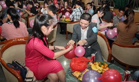 湛江市举办“玫瑰之约•缘牵初见”单身青年联谊活动