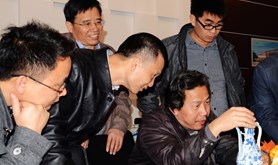 省农工商学校收藏协会举办藏品展览交流会