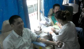 湛江市总工会组织无偿献血活动