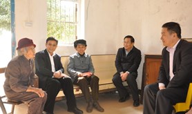 省农垦总局领导到幸福农场走访慰问