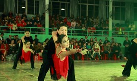 湛江市职工体育舞蹈协会举行新年联欢晚会