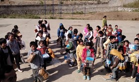 爱心温暖山区孩子们的冬天