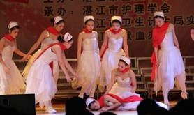 中心人民医院积极参加市纪念护士节和红十字会建会活动演出