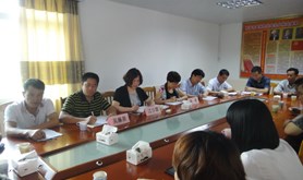 江少霞到雷州麻章开展群众路线教育实践活动调研