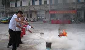 新港城出租小汽车开展安全生产月应急演练