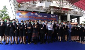 湛江三级工会筹集百万大礼包赠与凯旋返乡的援鄂医疗队员