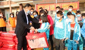 徐闻县总工会开展关爱特殊儿童慰问活动