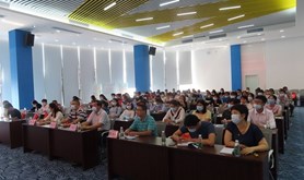 赤坎区总工会举办学党史跟党走系列宣讲活动