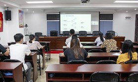 霞山区总工会组织收看“在线调解实务工作系列培训”直播