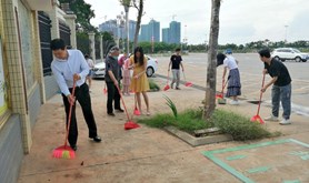 雷州市总工会扎实开展爱国卫生专项行动