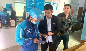 雷州市总工会开展“粤工惠”APP平台推广宣传活动