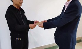 市旅控集团积极开展春节走访慰问老党员老干部活动