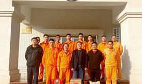 湛江航标处党委书记陈在强同志一行到硇洲开展“送温暖”慰问活动