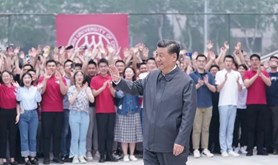 习近平在中国人民大学考察：坚持党的领导传承红色基因扎根中国大地 走出一条建设中国特色世界一流大学新路