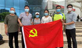 志愿者前线抗疫展旌旗　工会后方慰问温暖人心