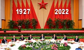 习近平出席庆祝中国人民解放军建军95周年招待会