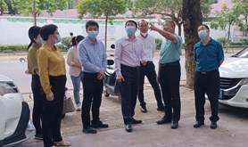 市领导李更盛率队到坡头区总工会开展调研指导工作