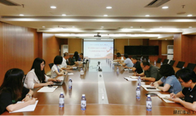 湛江市总工会就中国工会十八大精神进企业开展班组建设培训讲座