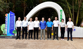 广东省海员工会、湛江港集团工会开展义务植树活动