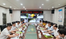 “夜访”察实情，“夜谈”促入会——湛江市总工会开展“平安夜访”活动，深入推进货车司机入会工作