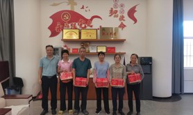 湛江机电学校工会开展夏日“送清凉，保安康”活动