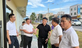 湛江市总工会领导率队到吴川市调研司机之家建设