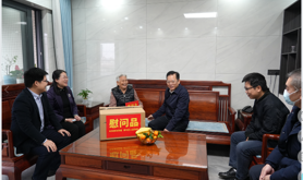“冬日送温暖 真情暖人心”——赤坎区总工会开展新春系列慰问活动