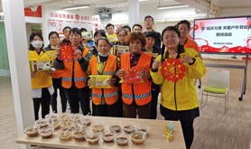 霞山区建设街道工会开展“‘驿’起庆元宵 关爱户外劳动者”慰问活动