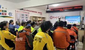 霞山区海港社区工会驿站开展交通安全宣讲活动