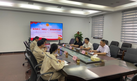 霞山区总工会走访慰问劳模代表