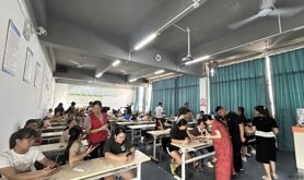 廉江市新民镇工会联合会开展“粤工惠”推广宣传活动