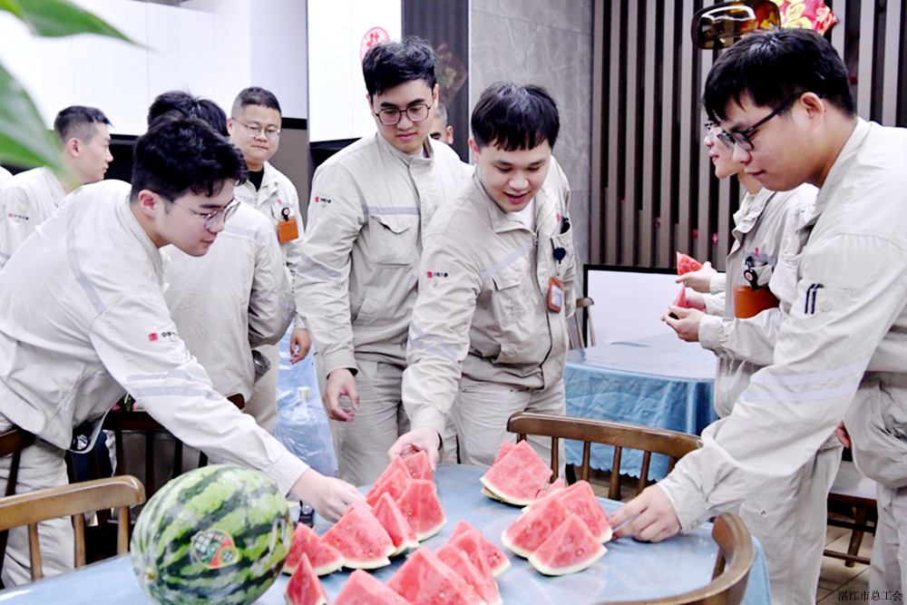 a1d97761bfc642adac6b41e26b80612a.jpg a1d97761bfc642adac6b41e26b80612a.jpg