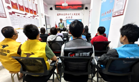 霞山区建新社区工会驿站开展交通安全主题宣讲活动