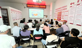 霞山区港南社区工会驿站开展法律援助志愿服务宣传讲座活动