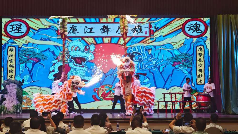 5d0371e8aa36420f8370d70567eb1288.jpg 5d0371e8aa36420f8370d70567eb1288.jpg