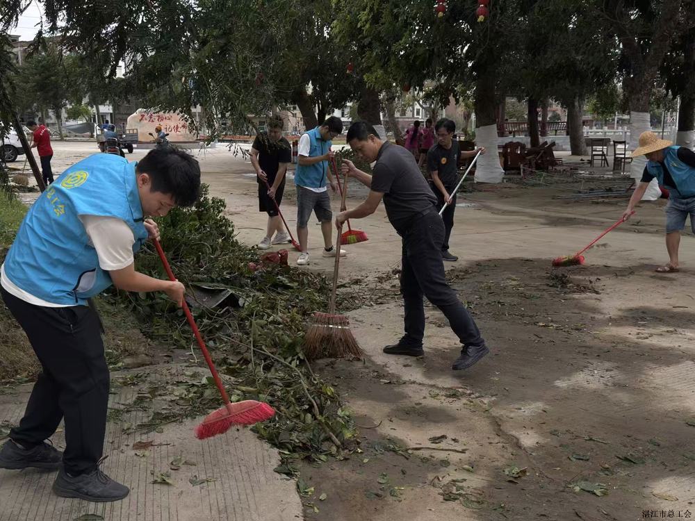 bc8451ea57aa410aa37726f7045a8bff.jpg bc8451ea57aa410aa37726f7045a8bff.jpg