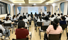 湛江市总工会开展送团辅进园暨东盟城幼儿园师德培训活动