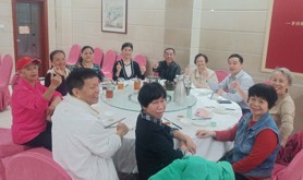 湛江机电学校工会开展重阳节敬老茶话会活动