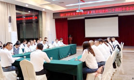 廉江市总工会组织新业态劳动者传达学习贯彻党的二十届四中全会精神