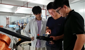 热烈祝贺！湛江钢铁员工冯长业、李文煌斩获全国职业技能竞赛佳绩