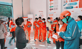 赤坎区南桥街道康顺社区工会驿站开展“暖心早餐递温情，普法宣传润民心”主题活动