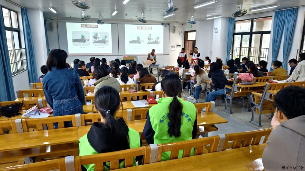 704847fe1a1c4856939d6e501c8f0533.jpg 704847fe1a1c4856939d6e501c8f0533.jpg