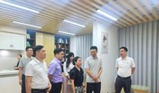 湛江市总工会领导到吴川市调研工会服务阵地建设