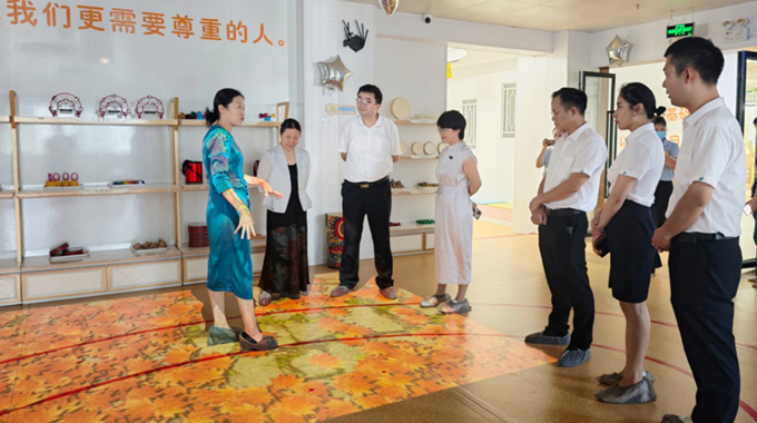 广东省总工会调研组到广东医科大学附属医院托育中心调研